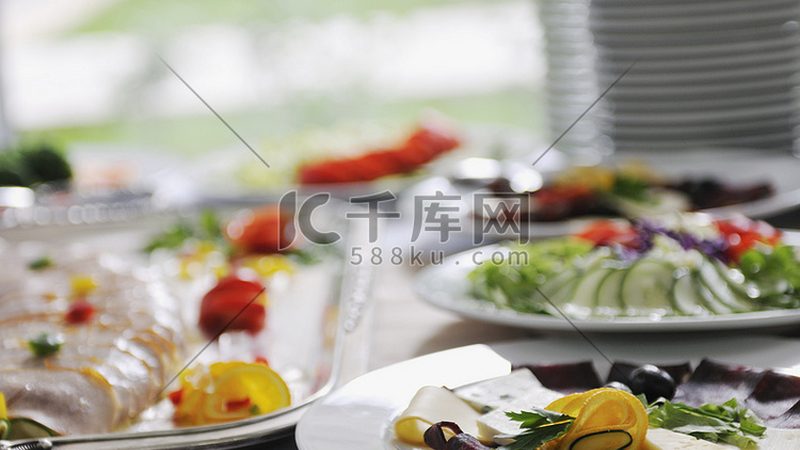 低筋面粉的选择：蛋糕制作中的关键因素**