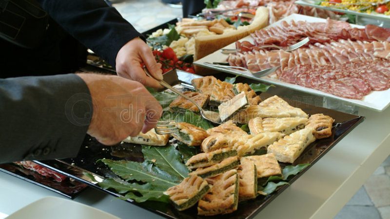 餐饮供应链代理售后服务标准：保障食品安全的关键一环**